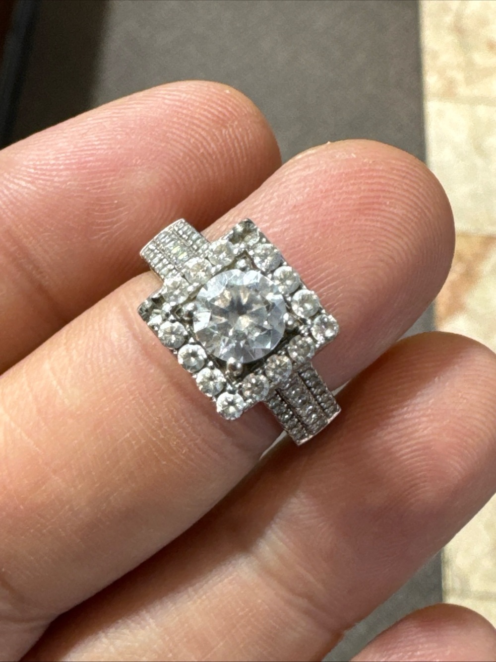 Sterling Silver CZ Ladies Ring Size 7 6.2g Missing Stones Preowned